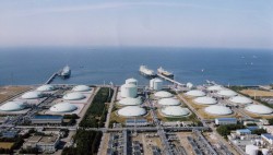 Создана комиссия для расследования скандала вокруг LNG-терминала