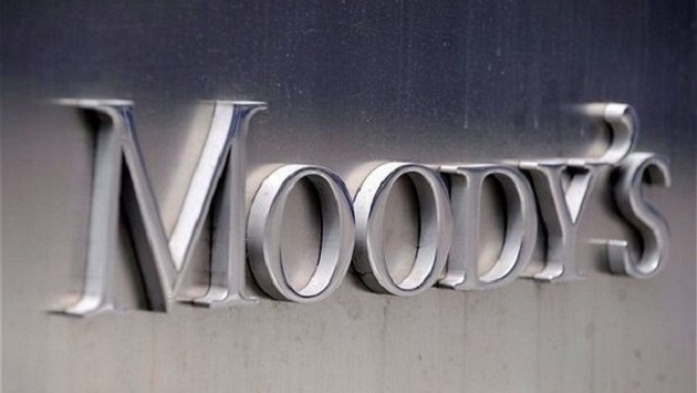 Moody's понизило рейтинг владельца Standard & Poor's