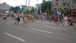 В Киеве состоялся «Пробег под каштанами», а в  Бостоне  — «Второй шанс»